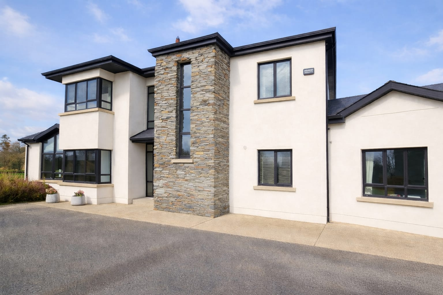 ÉireShine gallery highlight – Large 2 story